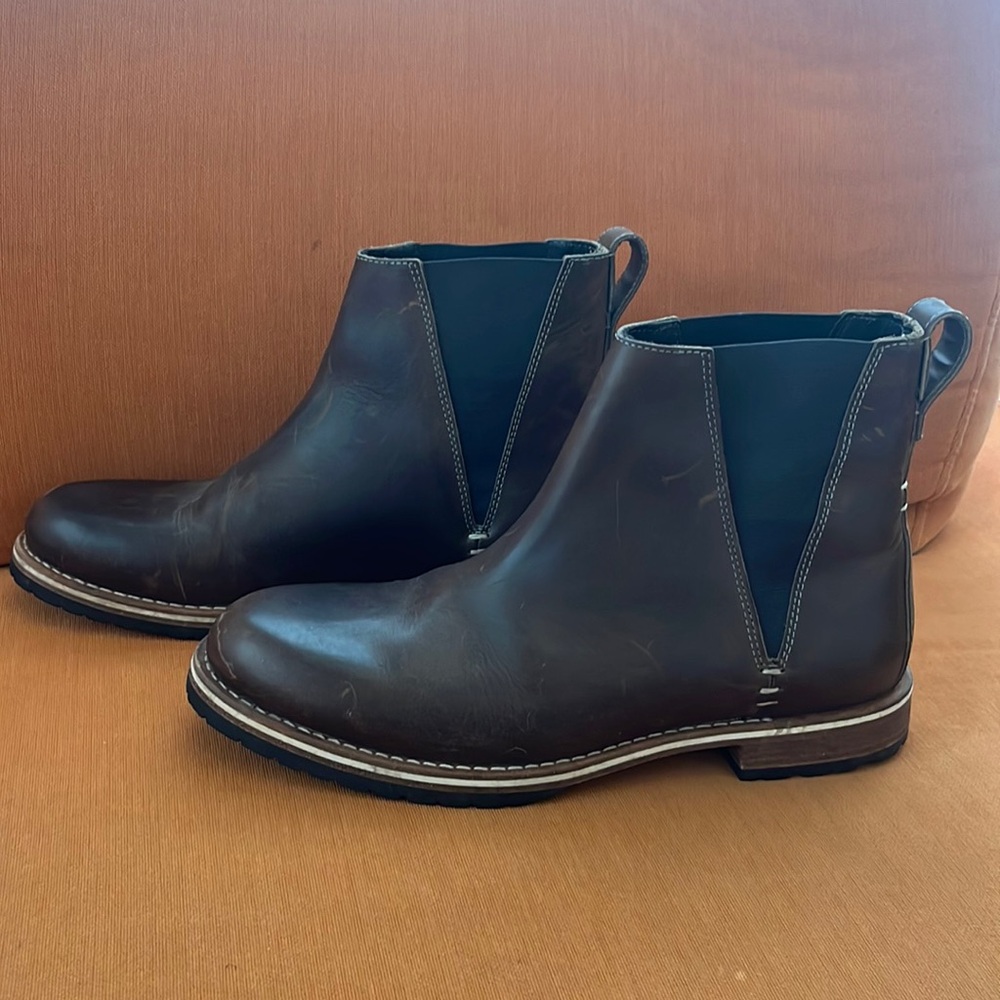 Helm Boots